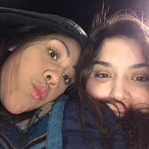 Meet your Posher, Rayna